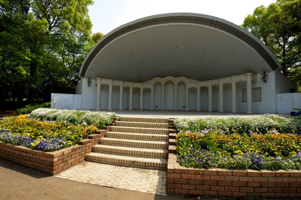 引地台公園（野外音楽堂）