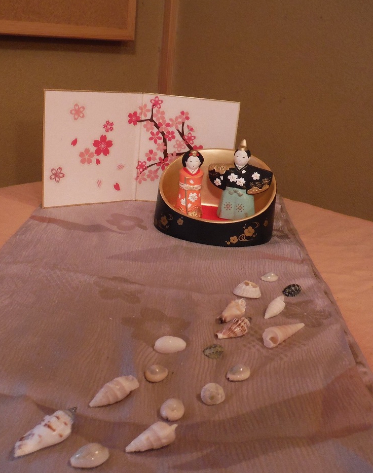 2 24 月 雛祭り をしつらえました 多胡記念公園 やまとナビ Navi 神奈川県大和市のスポーツ よか みどり情報サイト