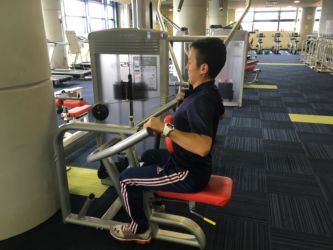 シーテッド･ロー（背中）